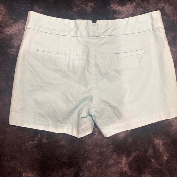 Banana Republic Light Blue Chino Shorts - Size 4 - Picture 5 of 5
